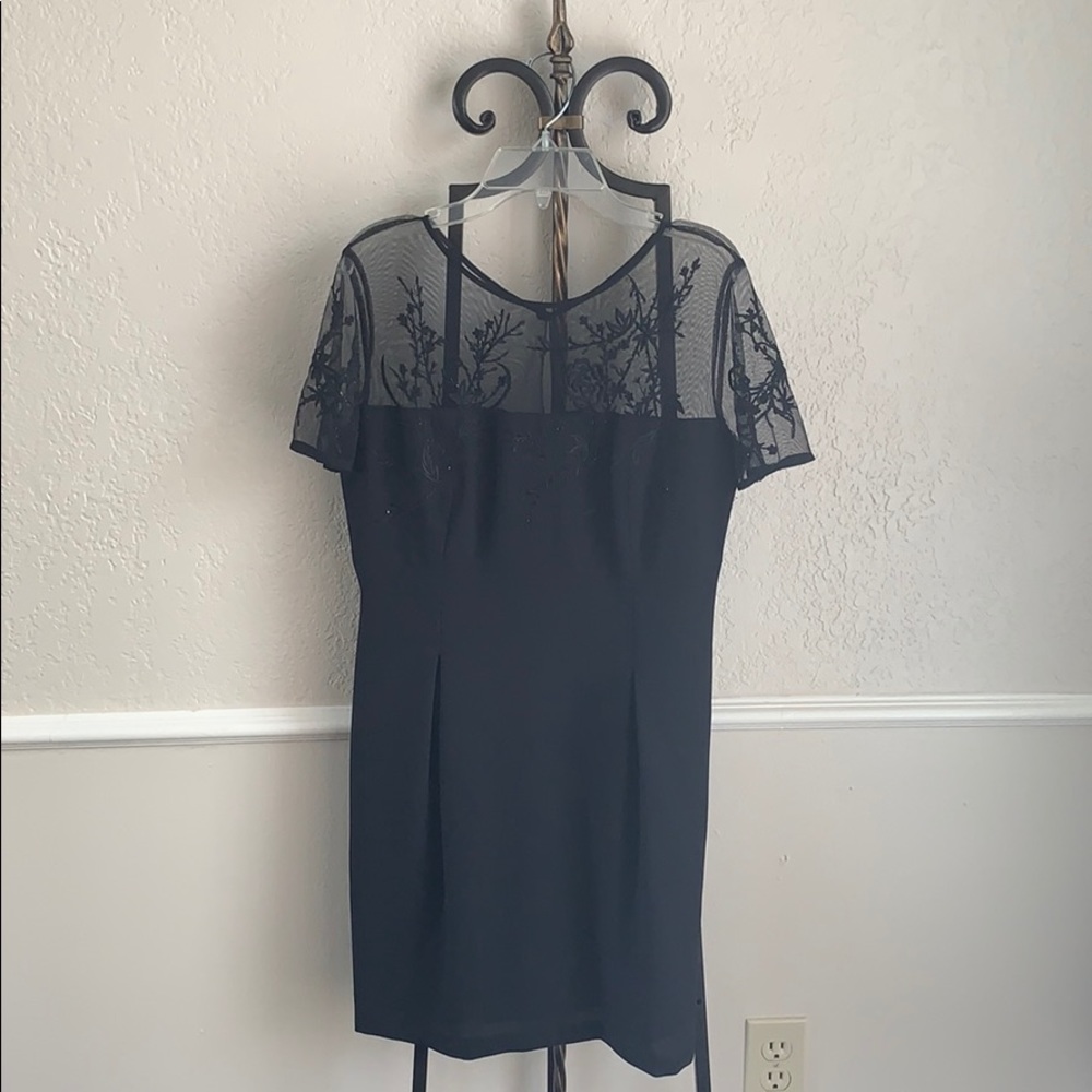 Maggie London Petite Black Dress